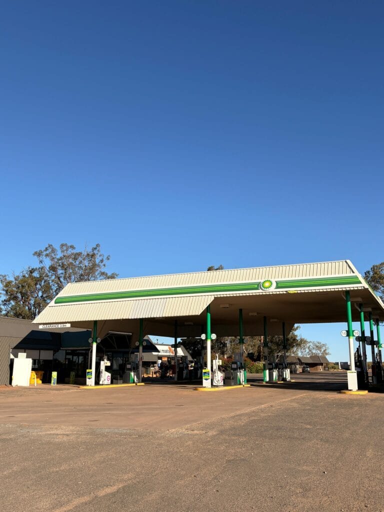 59cfcc68 00f8 4503 82be 6d82ffb079a1 768x1024